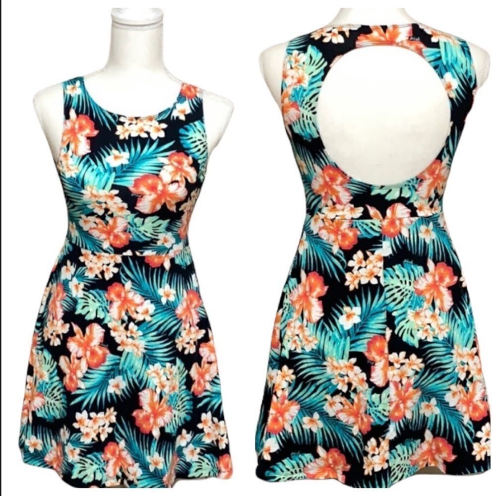 PINK Victoria's Secret Summer Skater Dress XSMALL